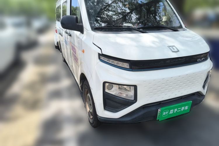 Used Farizon Xingxiang V 2024 Star Enjoy V6E Feature Edition Zhixin 46.08 kWh Front Right 45 Deg
