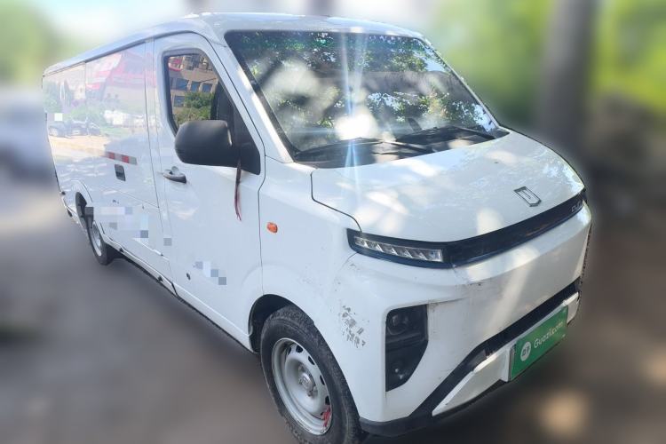 Used Farizon Xingxiang V 2024 Star Enjoy V7E 48.38 kWh Front Right 45 Deg