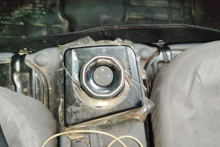 Used Farizon Xingxiang V 2024 Star Enjoy V6E Feature Edition Zhixin 46.08 kWh Gear Lever