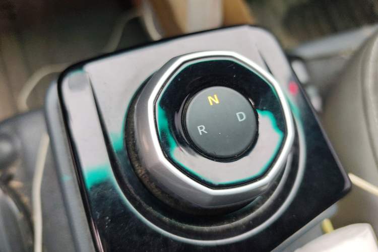 Used Farizon Xingxiang V 2024 Star Enjoy V6E Feature Edition Xuanwu 41.055 kWh Gear Lever