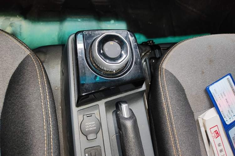 Used Farizon Xingxiang V 2024 Star Enjoy V6E Feature Edition Zhixin 46.08 kWh Gear Lever