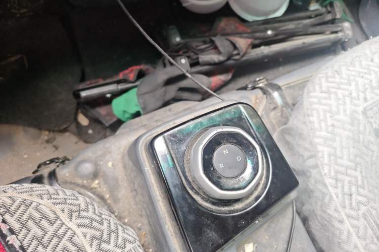 Used Farizon Xingxiang V 2024 Star Enjoy V6E Feature Edition Zhixin 46.08 kWh Gear Lever