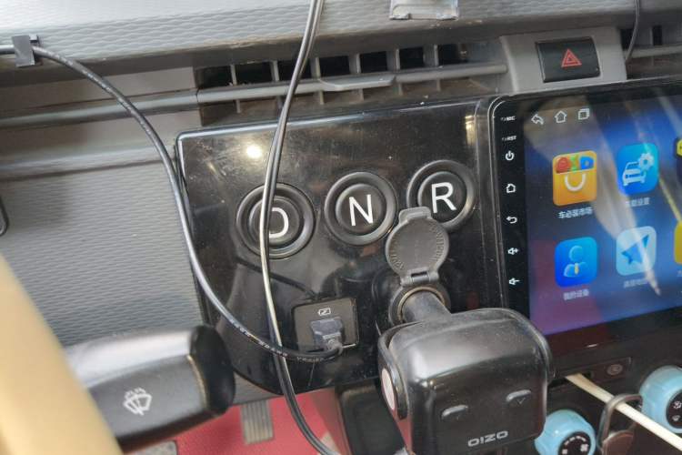 Used Farizon Xingxiang V 2024 Star Enjoy V6E Feature Edition Zhixin 46.08 kWh Gear Lever