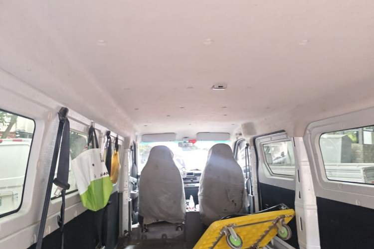 Used Farizon Xingxiang V 2024 Star Enjoy V6E Feature Edition Zhixin 46.08 kWh Headliner