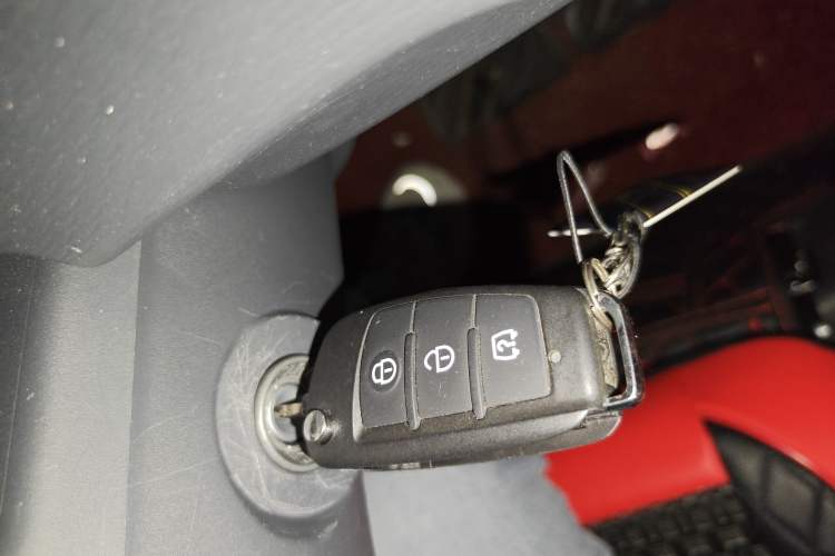 Used Farizon Xingxiang V 2024 Star Enjoy V6E Feature Edition Zhixin 46.08 kWh Interior 1