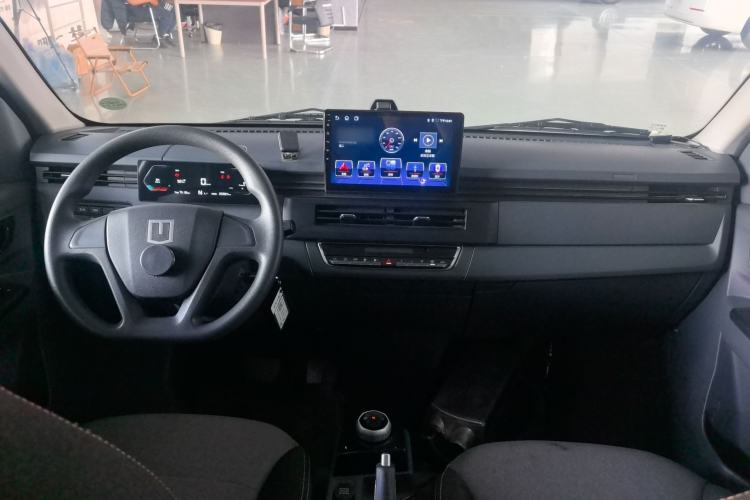 Used Farizon Xingxiang V 2024 Star Enjoy V6E Feature Edition Zhixin 46.08 kWh Interior 2