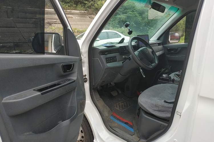 Used Farizon Xingxiang V 2024 Star Enjoy V6E Feature Edition Zhixin 46.08 kWh Interior 3