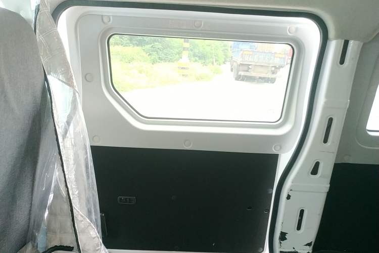 Used Farizon Xingxiang V 2024 Star Enjoy V6E Feature Edition Zhixin 46.08 kWh Interior 6