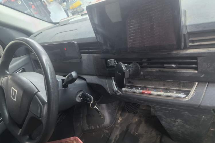 Used Farizon Xingxiang V 2024 Star Enjoy V6E Feature Edition Xuanwu 41.055 kWh Interior 6