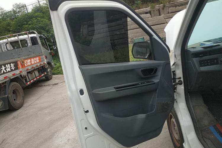 Used Farizon Xingxiang V 2024 Star Enjoy V6E Feature Edition Zhixin 46.08 kWh Interior 7