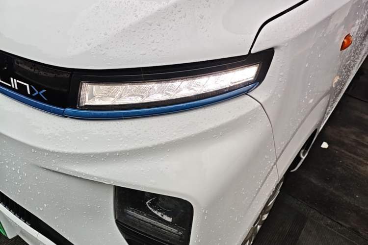 Used Farizon Xingxiang V 2024 Star Enjoy V6E Feature Edition Zhixin 46.08 kWh Left Front Headlight