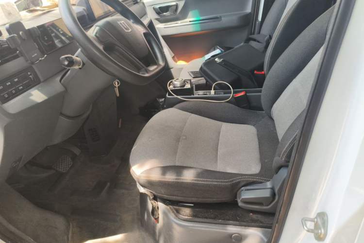 Used Farizon Xingxiang V 2024 Star Enjoy V6E Feature Edition Zhixin 46.08 kWh Left Front Seat