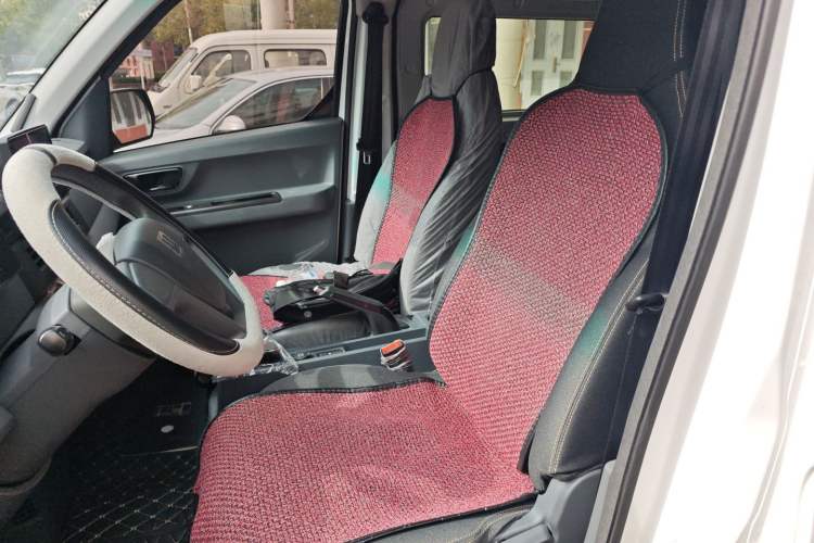 Used Farizon Xingxiang V 2024 Star Enjoy V6E Feature Edition Zhixin 46.08 kWh Left Front Seat