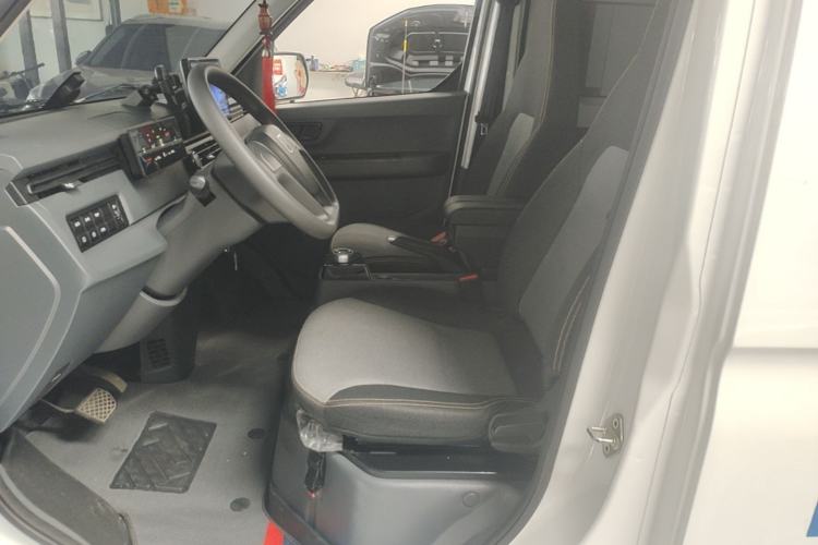 Used Farizon Xingxiang V 2024 Star Enjoy V6E Feature Edition Zhixin 46.08 kWh Left Front Seat