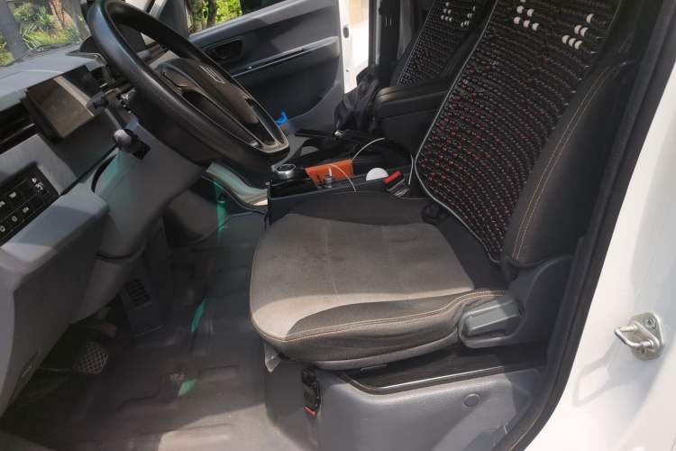 Used Farizon Xingxiang V 2024 Star Enjoy V6E Feature Edition Zhixin 46.08 kWh Left Front Seat