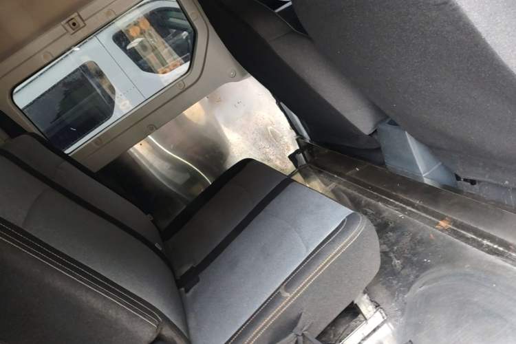 Used Farizon Xingxiang V 2024 Star Enjoy V6E Feature Edition Zhixin 46.08 kWh Left Rear Seat
