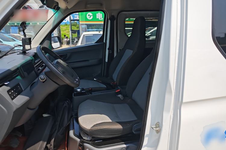 Used Farizon Xingxiang V 2024 Star Enjoy V6E Feature Edition Zhixin 46.08 kWh Left Rear Seat