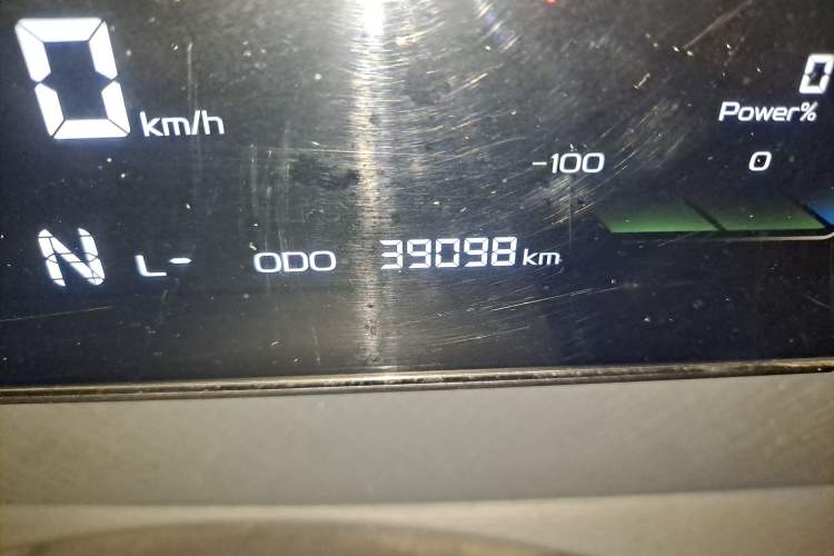 Used Farizon Xingxiang V 2024 Star Enjoy V6E Feature Edition Zhixin 46.08 kWh Odometer Close Up