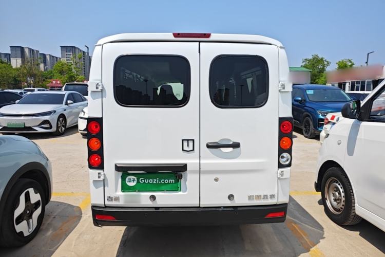 Used Farizon Xingxiang V 2024 Star Enjoy V6E Feature Edition Zhixin 46.08 kWh Rear