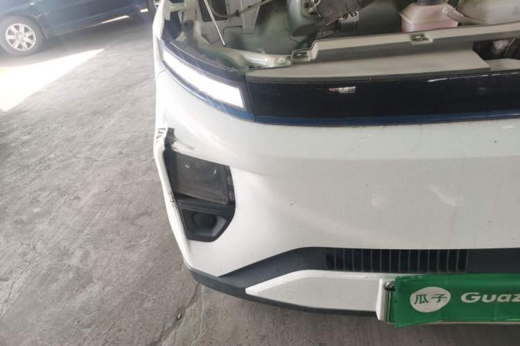 Used Farizon Xingxiang V 2024 Star Enjoy V6E Feature Edition Xuanwu 41.055 kWh Right Front Headlight