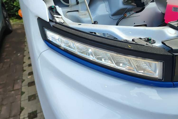 Used Farizon Xingxiang V 2024 Star Enjoy V6E Feature Edition with CATL 41.86 kWh Right Front Headlight