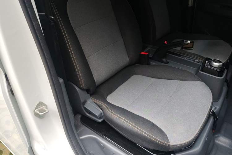 Used Farizon Xingxiang V 2024 Star Enjoy V6E Feature Edition Zhixin 46.08 kWh Right Front Seat