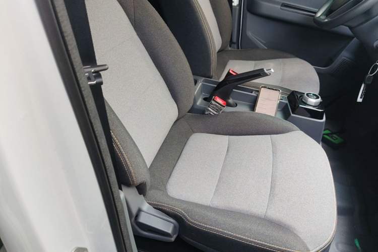 Used Farizon Xingxiang V 2024 Star Enjoy V6E Feature Edition Zhixin 46.08 kWh Right Front Seat