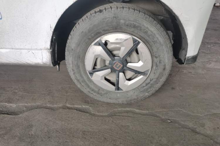 Used Farizon Xingxiang V 2024 Star Enjoy V6E Feature Edition Xuanwu 41.055 kWh Right Front Wheel Hub