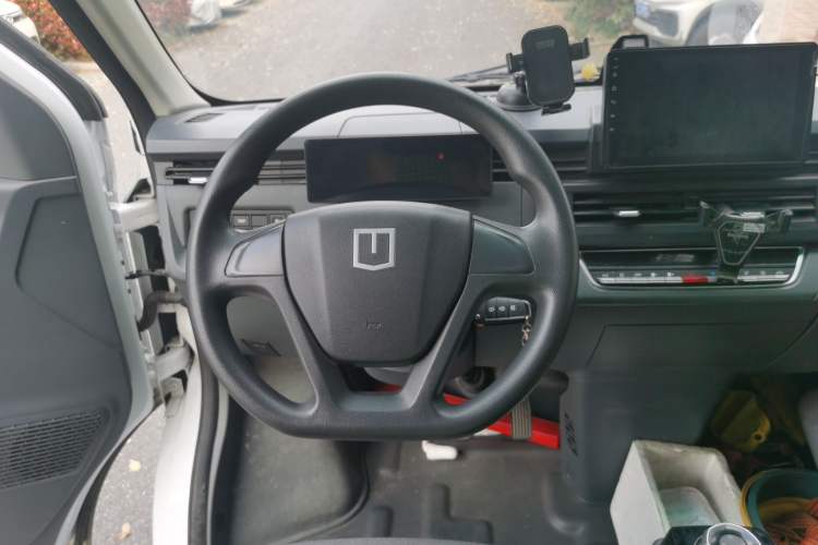 Used Farizon Xingxiang V 2024 Star Enjoy V7E 38.7 kWh Steering Wheel