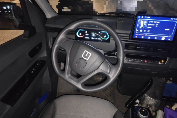 Used Farizon Xingxiang V 2024 Star Enjoy V6E Feature Edition Zhixin 46.08 kWh Steering Wheel