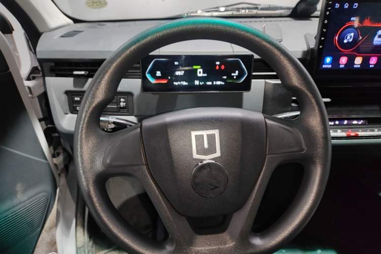Used Farizon Xingxiang V 2024 Star Enjoy V6E Feature Edition Zhixin 46.08 kWh Steering Wheel