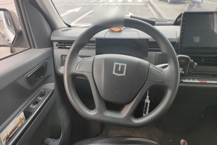 Used Farizon Xingxiang V 2024 Star Enjoy V6E Feature Edition Zhixin 46.08 kWh Steering Wheel