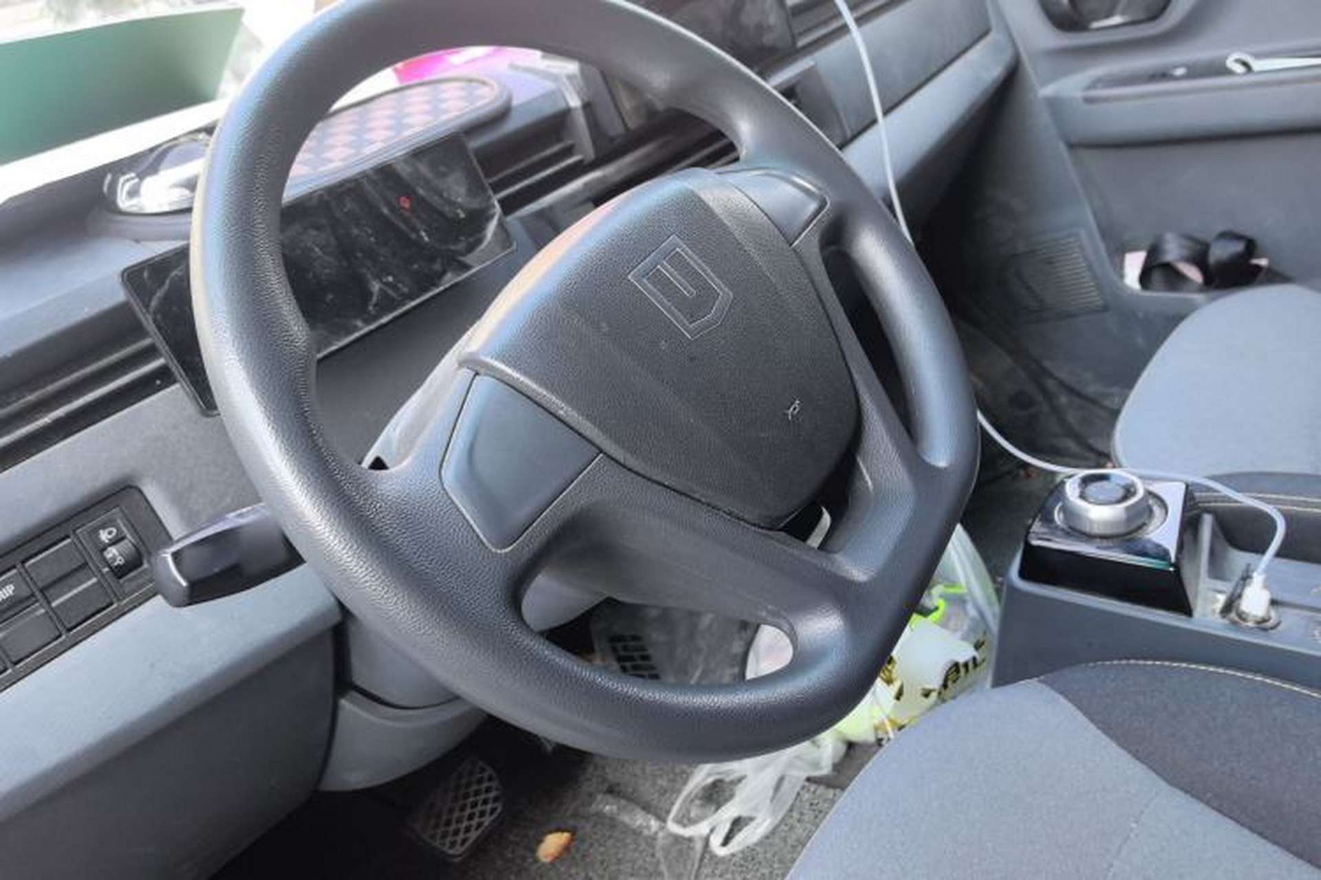 Used Farizon Xingxiang V 2024 Star Enjoy V6E Feature Edition with CATL 41.86 kWh Steering Wheel