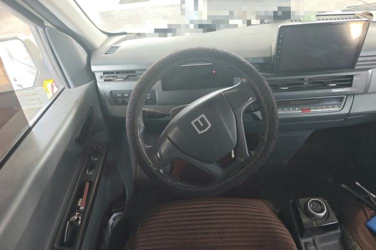 Used Farizon Xingxiang V 2024 Star Enjoy V6E Feature Edition Zhixin 46.08 kWh Steering Wheel