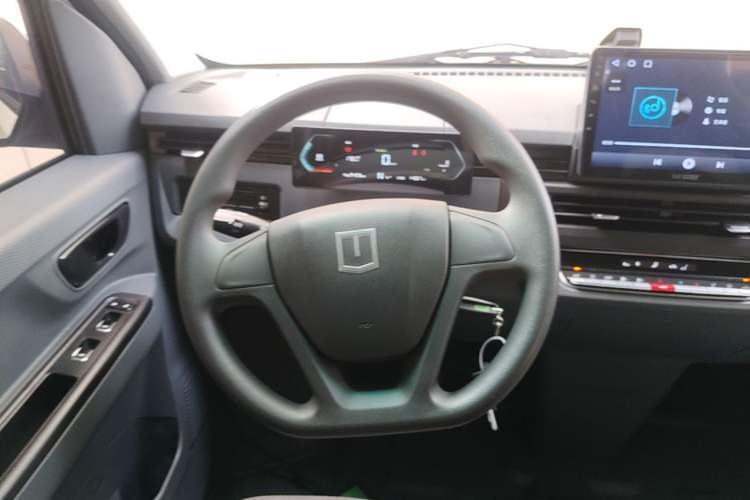 Used Farizon Xingxiang V 2024 Star Enjoy V6E Feature Edition Zhixin 46.08 kWh Steering Wheel