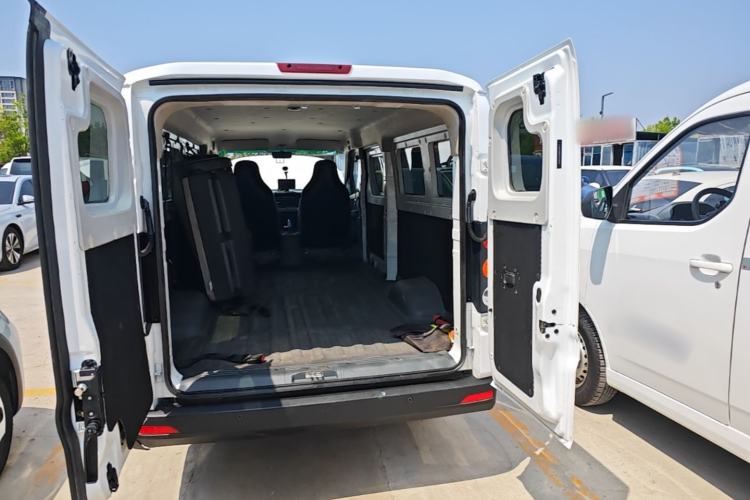 Used Farizon Xingxiang V 2024 Star Enjoy V6E Feature Edition Zhixin 46.08 kWh Trunk