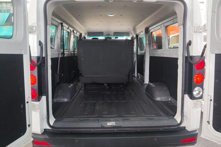 Used Farizon Xingxiang V 2024 Star Enjoy V6E Feature Edition Zhixin 46.08 kWh Trunk