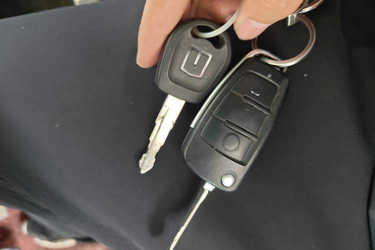 Used Farizon Xingxiang V 2024 Star Enjoy V6E Feature Edition Zhixin 46.08 kWh Vehicle Key