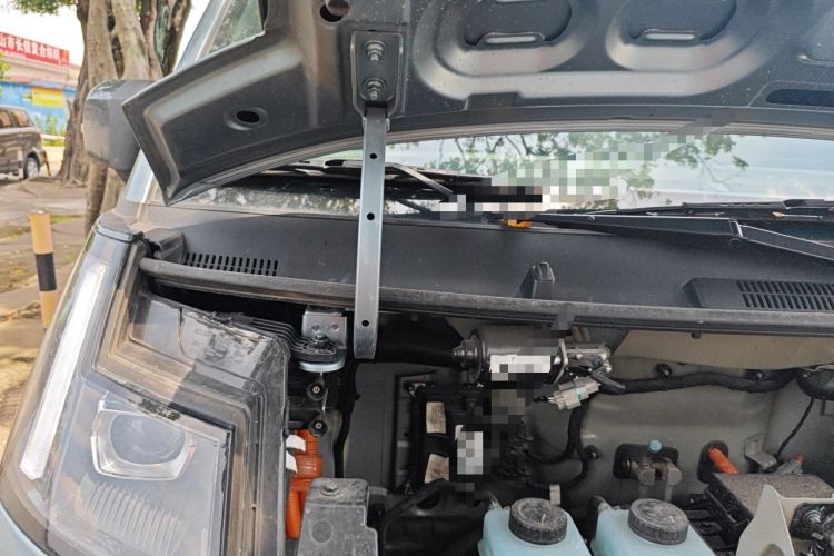Used Farizon Xingxiang V 2025 V8E Functional Edition—Smart Edition, 340km Engine Bay Right