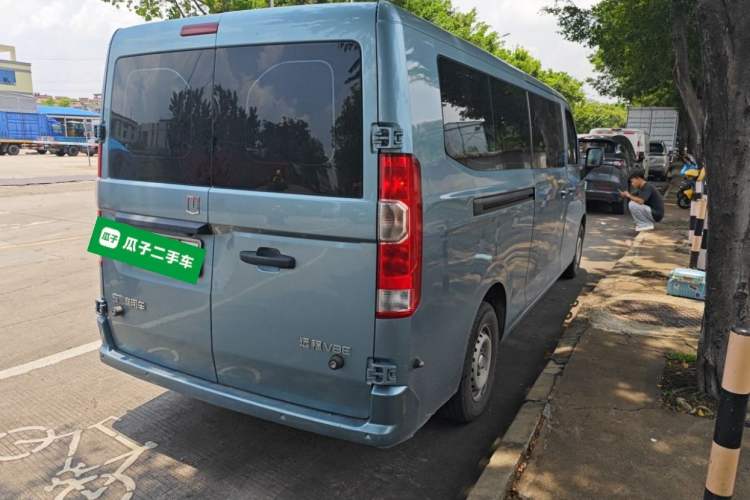 Used Farizon Xingxiang V 2025 V8E Functional Edition—Smart Edition, 340km Rear Right 45 Deg