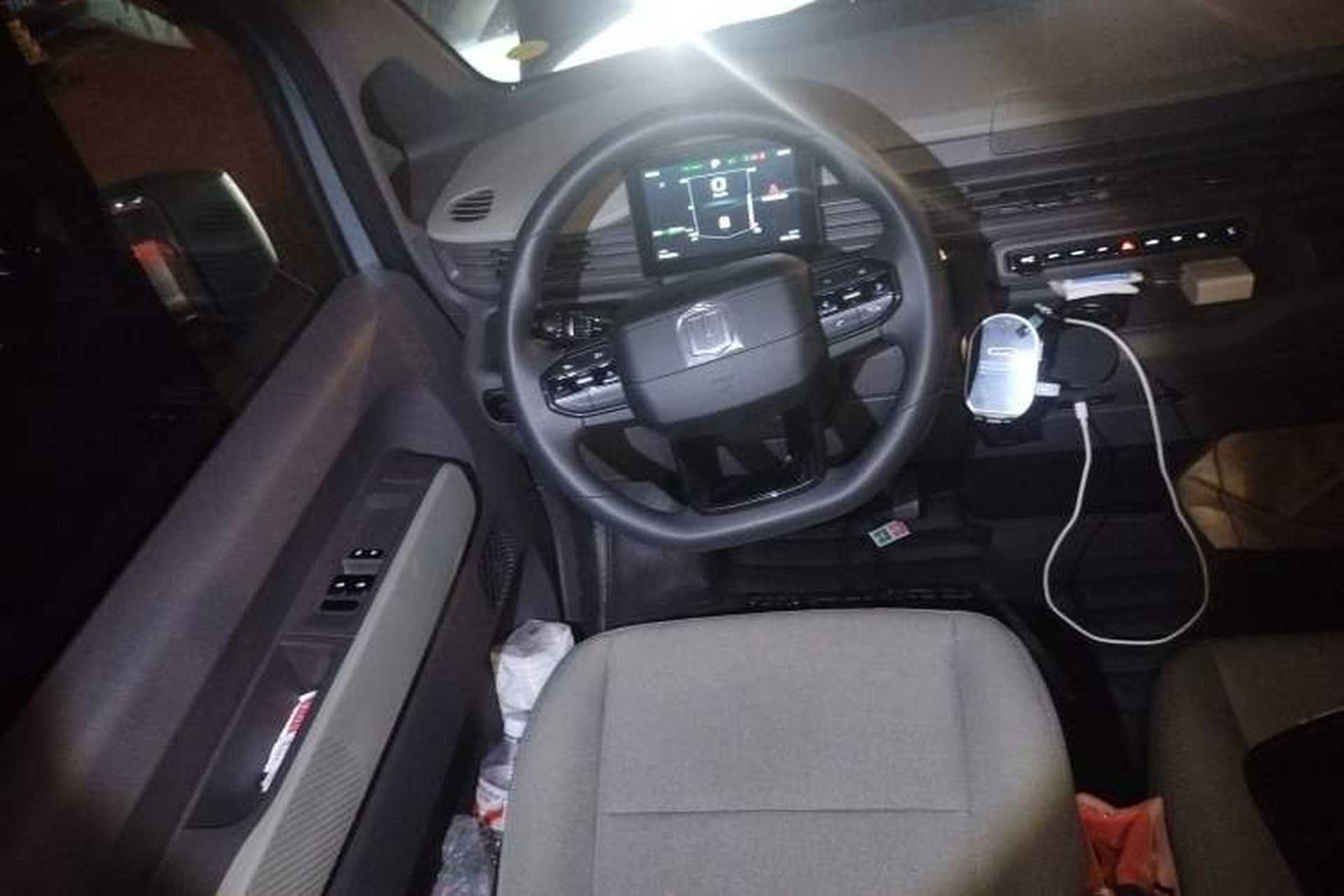 Used Farizon Xingxiang V 2025 Star Enjoy V7E Functional Edition Smart Wealth Edition Xuanwu 51.4 kWh Steering Wheel