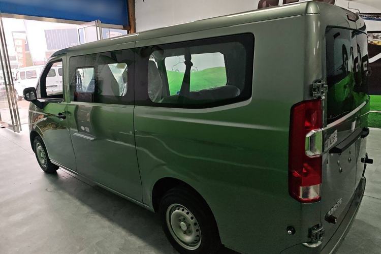 Used Farizon Xingxiang V 2025 Star Enjoy V7E Smart Edition Xuanwu 51.4 kWh Exterior 5