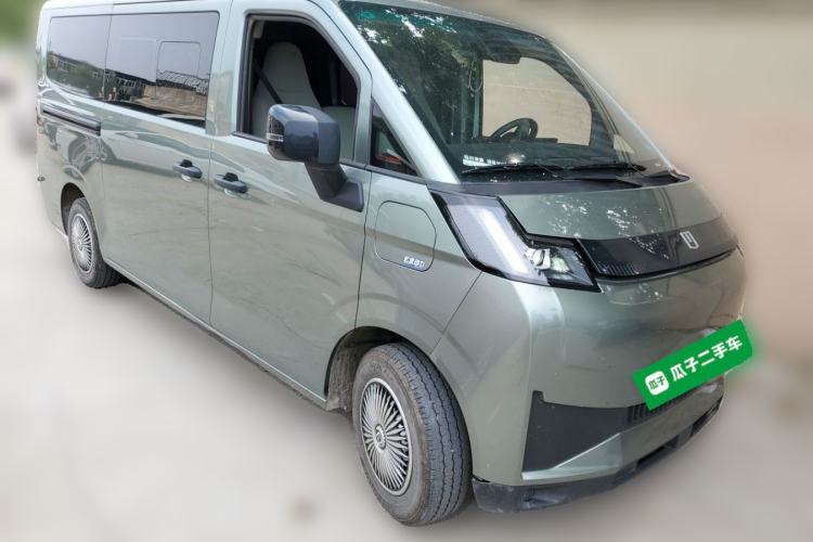 Used Farizon Xingxiang V 2025 Star Enjoy V7E Smart Edition Xuanwu 51.4 kWh Front Right 45 Deg