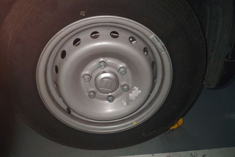 Used Farizon Xingxiang V 2025 Star Enjoy V7E Functional Edition Smart Edition Xuanwu 51.4 kWh Right Front Wheel Hub