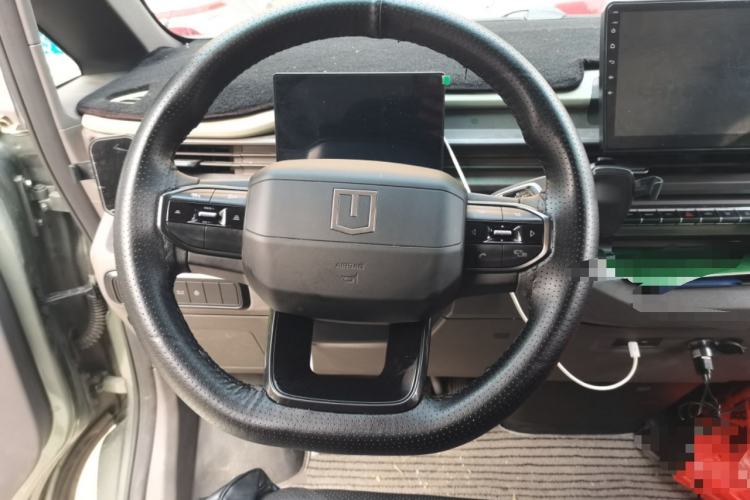 Used Farizon Xingxiang V 2025 Xingxiang V7E Functional Edition, Smart Edition, CATL 50.2kWh Steering Wheel