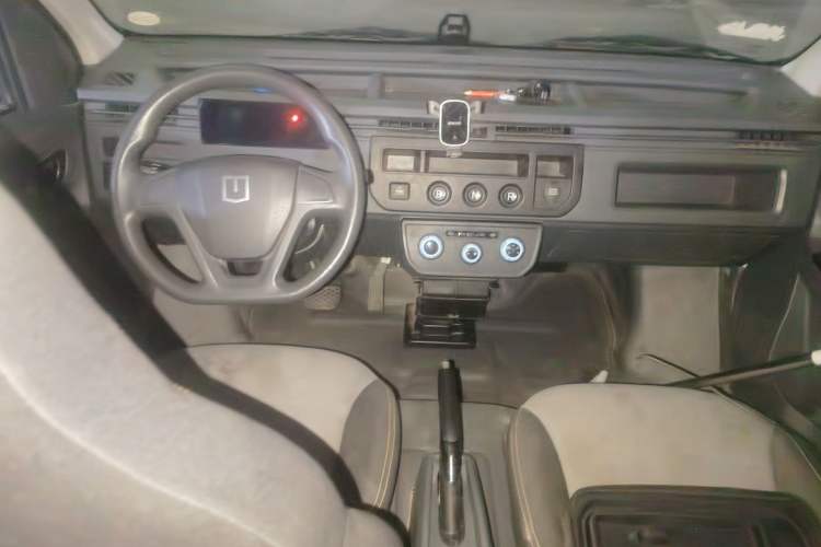 Used Farizon Xingxiang V 2025 Xingxiang V6E Xuanwu Wealth Creation Edition I Center Console