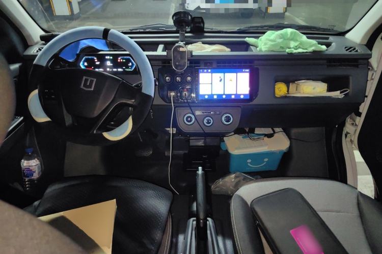Used Farizon Xingxiang V 2025 Xingxiang V6E Xuanwu Wealth Creation Edition I Center Console