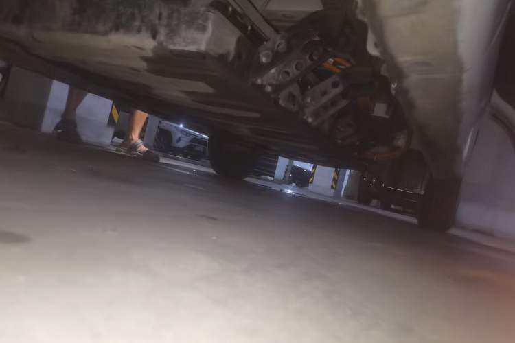 Used Farizon Xingxiang V 2025 Xingxiang V6E Xuanwu Wealth Creation Edition I Chassis Rear Right