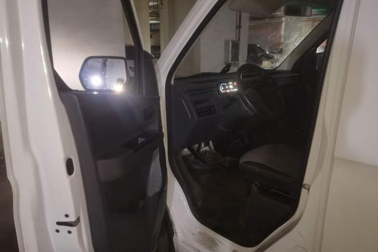 Used Farizon Xingxiang V 2025 Xingxiang V6E Xuanwu Wealth Creation Edition I Driver Seat