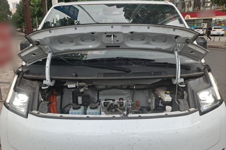 Used Farizon Xingxiang V 2025 Xingxiang V7E Functional Edition, Smart Edition, CATL 50.2kWh Engine Bay